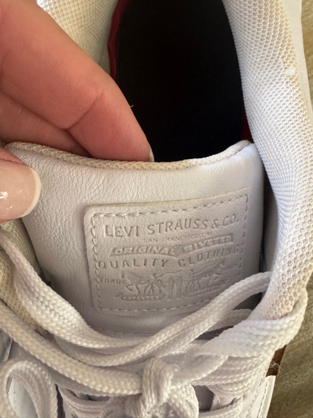 Levi's Jeffrey 501 Sneakers with Brown Accent - Picture 7 of 7